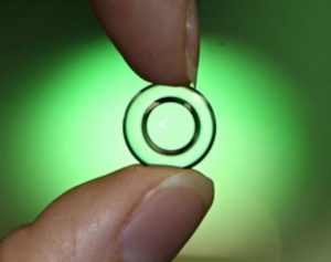 Lente a contatto orto-k per ortocheratologia notturna